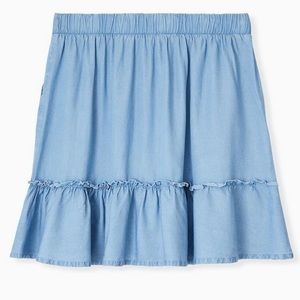 Torrid 2X Blue Chambray Ruffle Mini Skirt with pockets